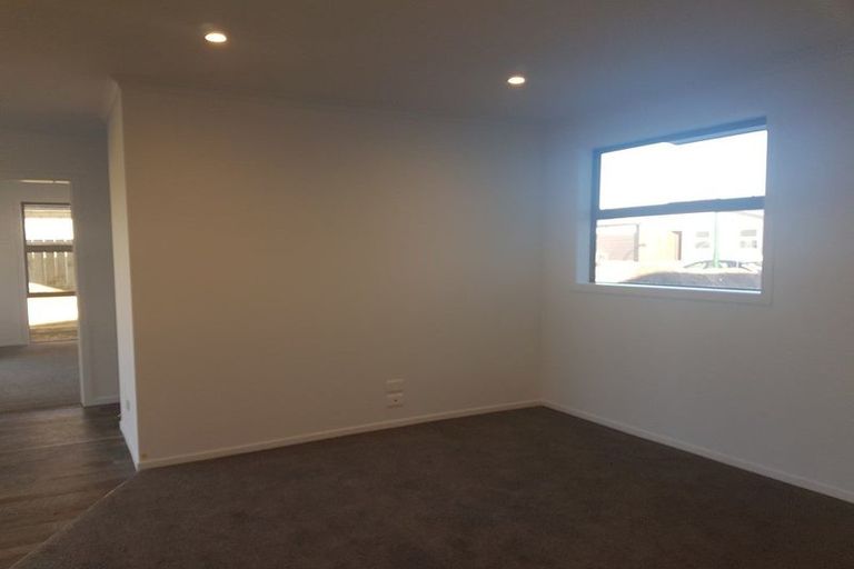 Photo of property in 18 Batty Street, Papamoa Beach, Papamoa, 3118