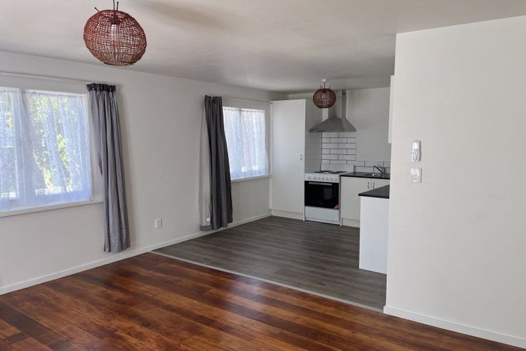 Photo of property in 505 Featherston Street, Roslyn, Palmerston North, 4414