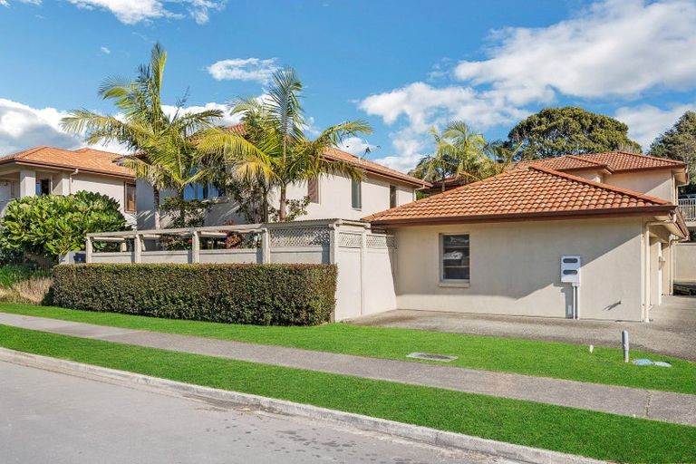 Photo of property in 31 Millennial Way, Orewa, 0931