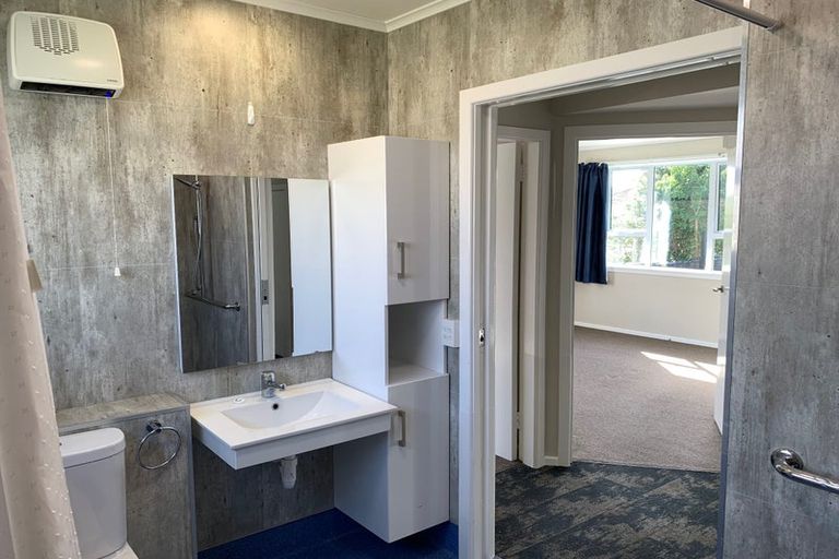 Photo of property in 406 Carrington Street, Upper Vogeltown, New Plymouth, 4310