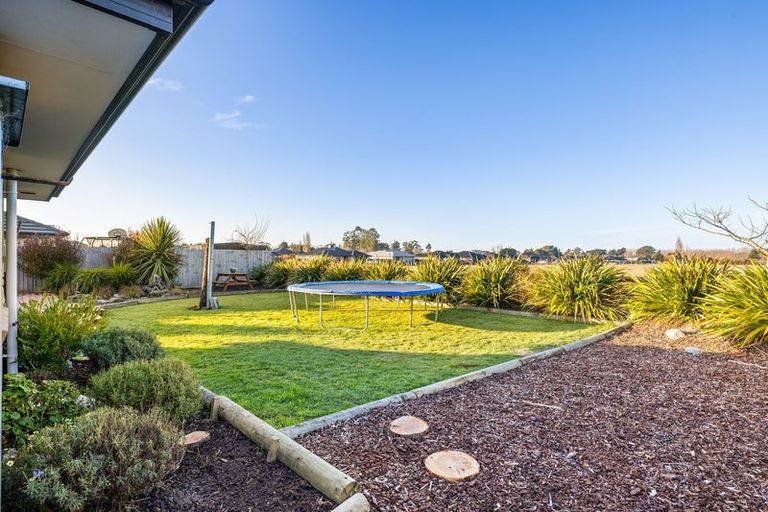 Photo of property in 5 Catchpole Place, Woodend, 7610