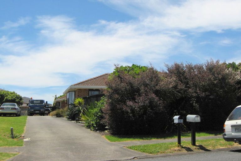 Photo of property in 5 Seaway Road, Clarks Beach, 2122