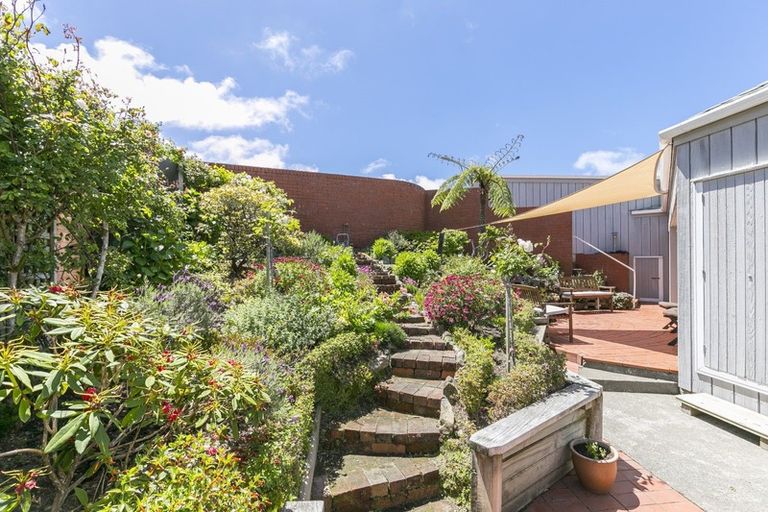 Photo of property in 21 Kabul Street, Khandallah, Wellington, 6035