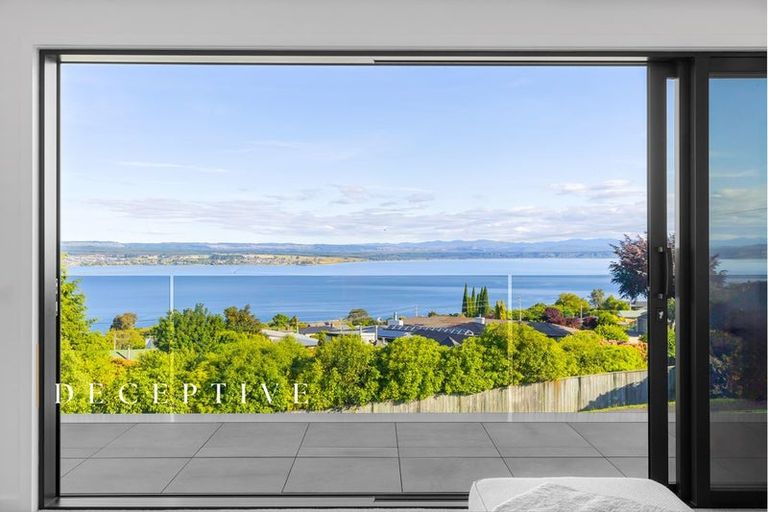 Photo of property in 38b Mapara Road, Acacia Bay, Taupo, 3385