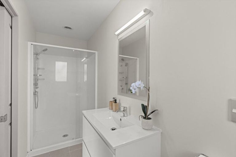 Photo of property in 6a Blarney Place, Casebrook, Christchurch, 8051