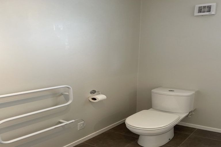 Photo of property in 1/691a East Coast Road, Browns Bay, Auckland, 0630