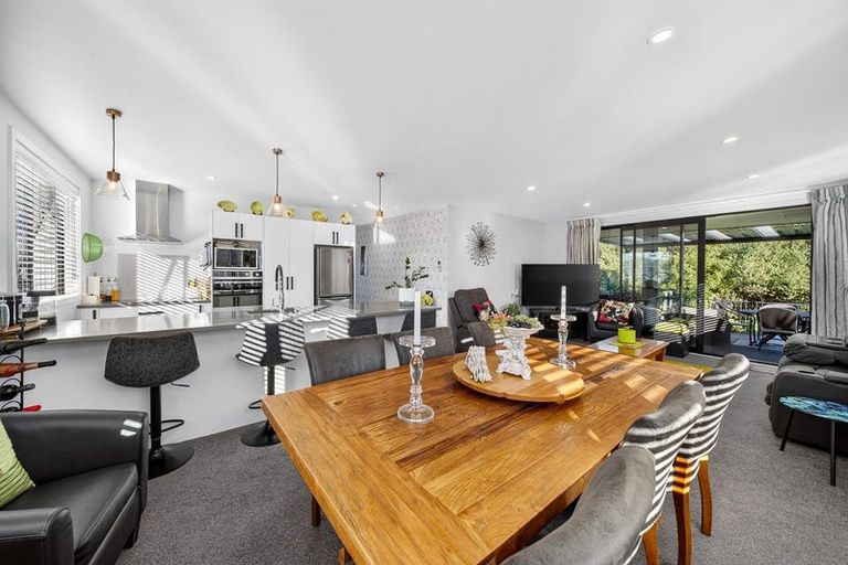Photo of property in 23 Tarata Grove, Lansdowne, Masterton, 5810