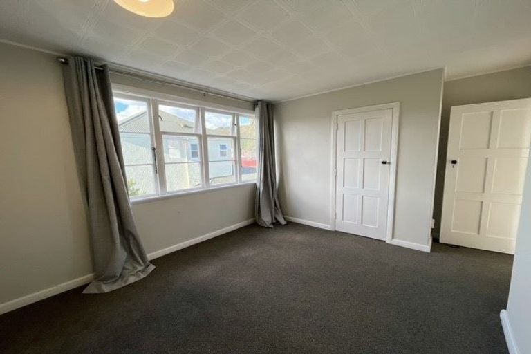 Photo of property in 1/126 Waiwhetu Road, Waterloo, Lower Hutt, 5011