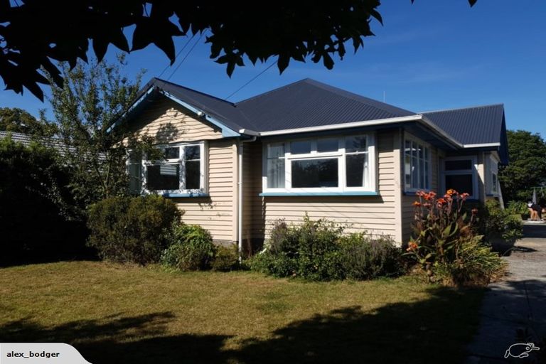 Photo of property in 149 Langdons Road, Northcote, Christchurch, 8052