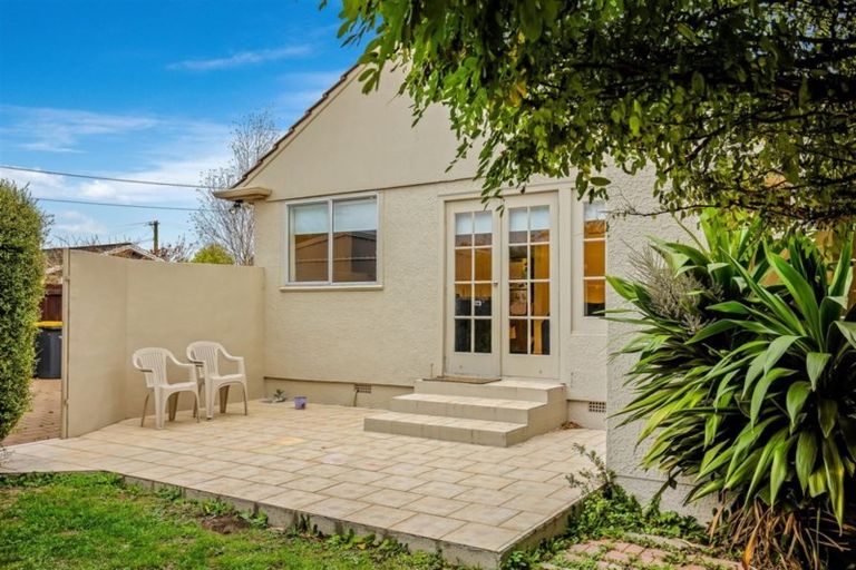 Photo of property in 21 Dinton Street, Russley, Christchurch, 8042