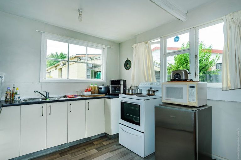 Photo of property in 2 Convoy Street, New Brighton, Christchurch, 8083