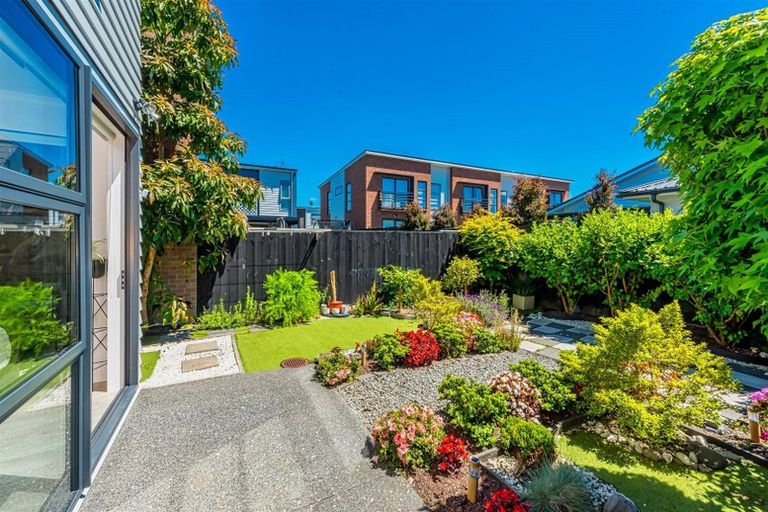 Photo of property in 28 Rangihina Road, Hobsonville, Auckland, 0616