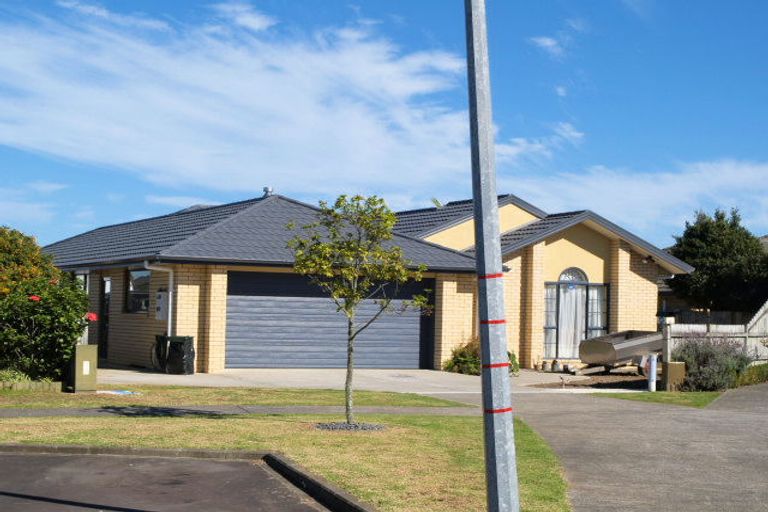 Photo of property in 39 Oakridge Way, Northpark, Auckland, 2013