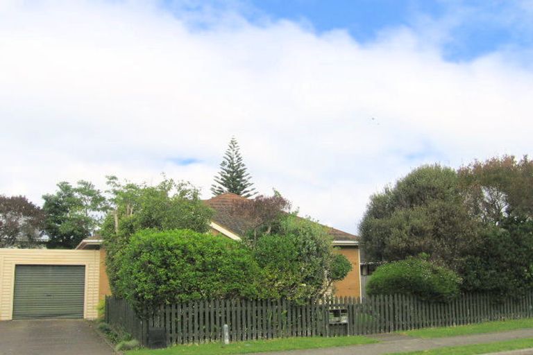 Photo of property in 32 Valley Road, Mount Maunganui, 3116