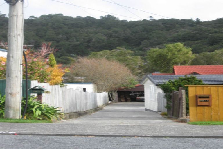 Photo of property in 2/98 Horoeka Street, Stokes Valley, Lower Hutt, 5019