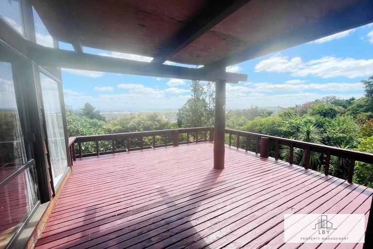 Photo of property in 112 Point View Drive, East Tamaki Heights, Auckland, 2016