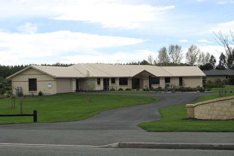 Photo of property in 148 Aranui Road, Mapua, 7005