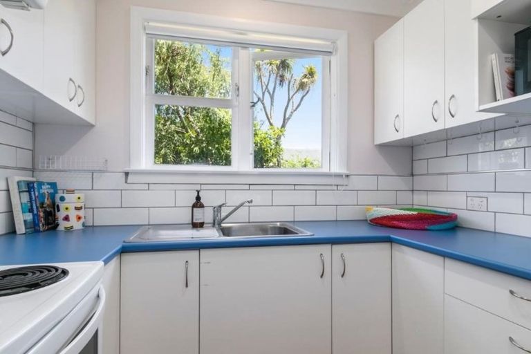 Photo of property in 1 Karamu Street, Eastbourne, Lower Hutt, 5013