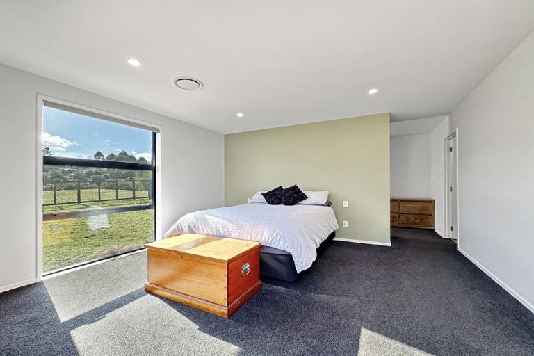 Photo of property in 46 Montgomery Crescent, Kinloch, Taupo, 3377