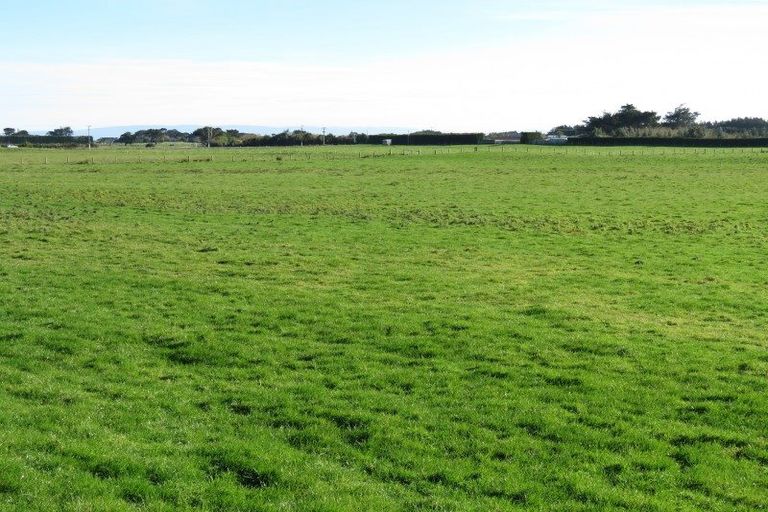 Photo of property in 60 Otatara Road, Otatara, Invercargill, 9879