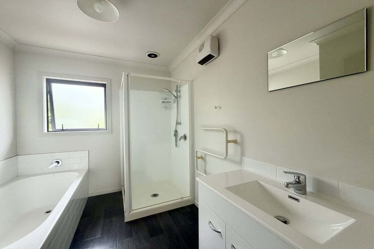 Photo of property in 14a Omata Road, Westown, New Plymouth, 4310