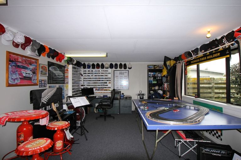 Photo of property in 24 Havill Street, Takaro, Palmerston North, 4410