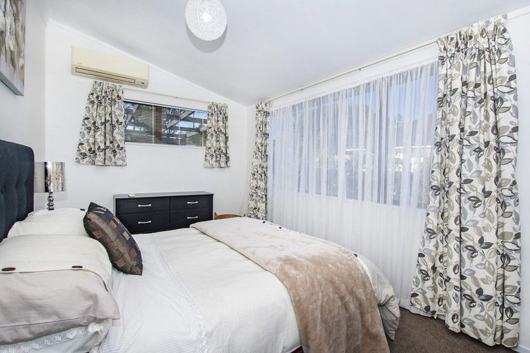 Photo of property in 23 Great North Road, Te Kamo, Whangarei, 0112