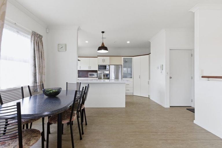 Photo of property in 32 Vale Street, Otumoetai, Tauranga, 3110