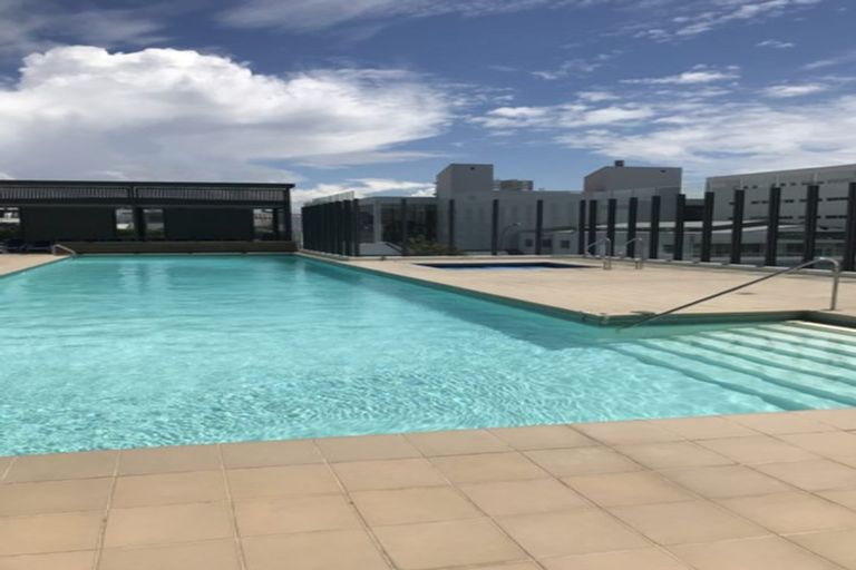 Photo of property in 105/8a Lake Pupuke Drive, Takapuna, Auckland, 0622