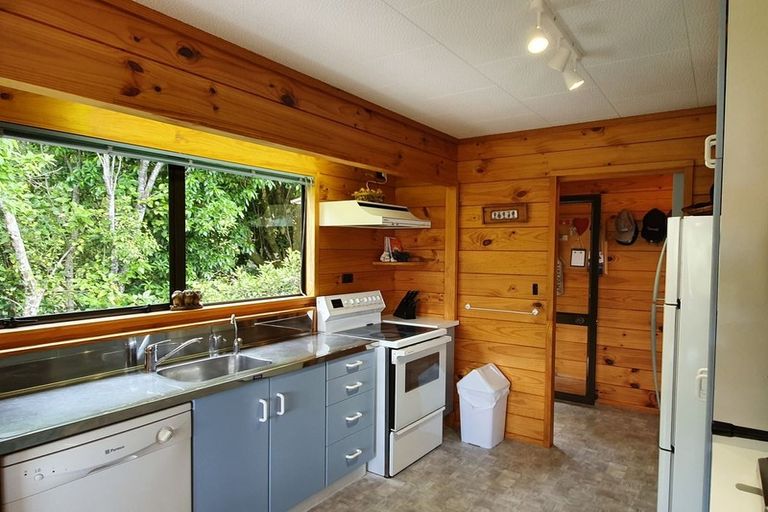 Photo of property in 16 Kamahi Terrace, Omori, Turangi, 3381