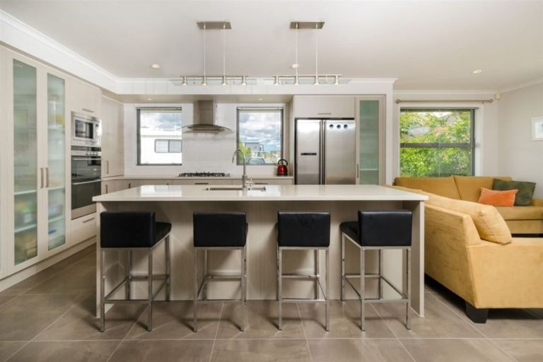 Photo of property in 9 Maple Lane, Huapai, Kumeu, 0810