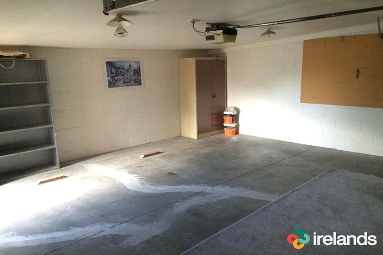 Photo of property in 17a Wittys Road, Avonhead, Christchurch, 8042