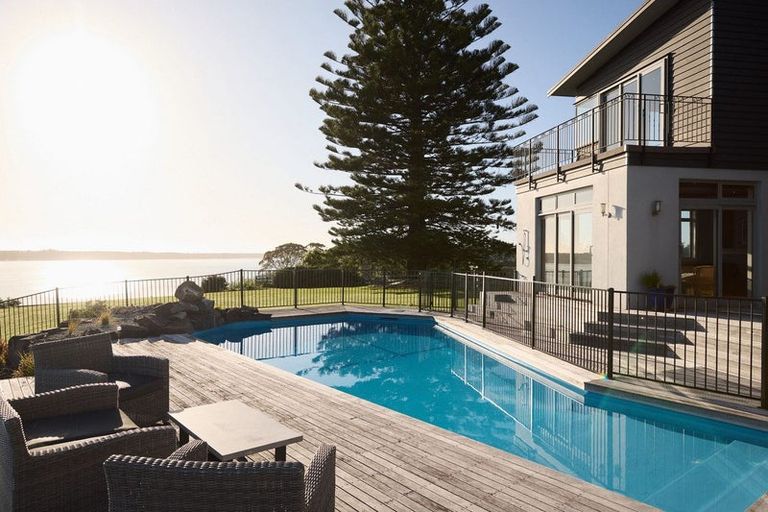 Photo of property in 300 Ongare Point Road, Tahawai, Katikati, 3170