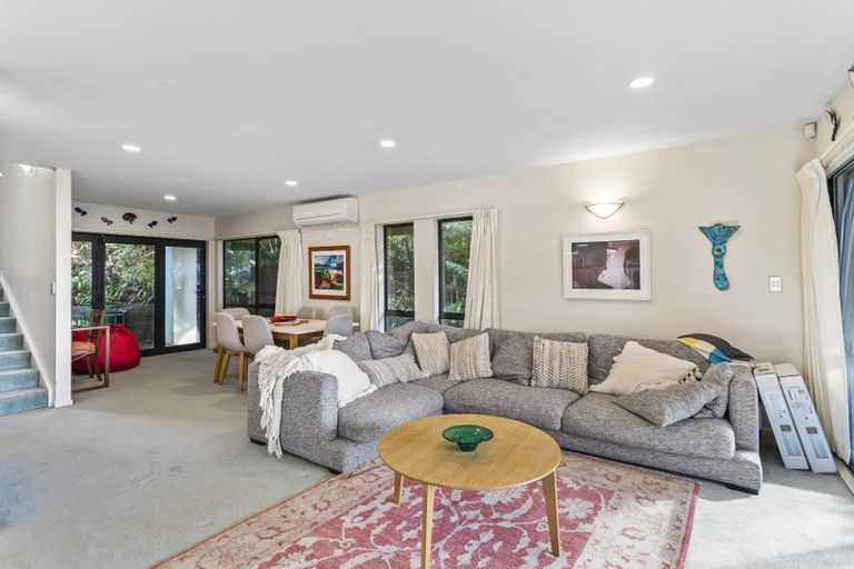 Photo of property in 12 Hibiscus Avenue, Snells Beach, 0920