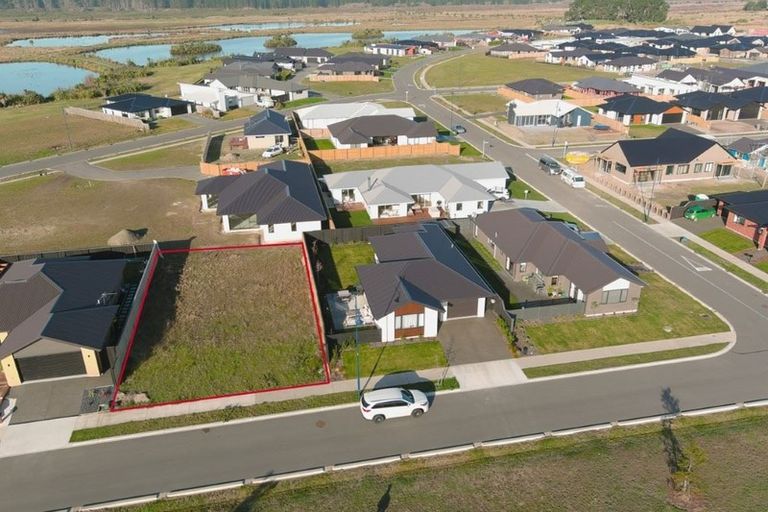 Photo of property in 26 Awatere Street, Pegasus, 7612