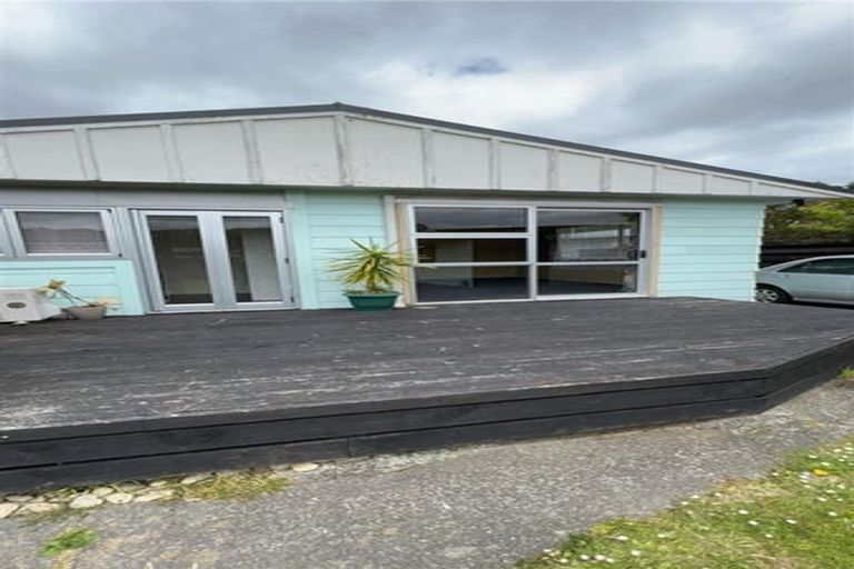 Photo of property in 14b Bexley Grove, Wainuiomata, Lower Hutt, 5014