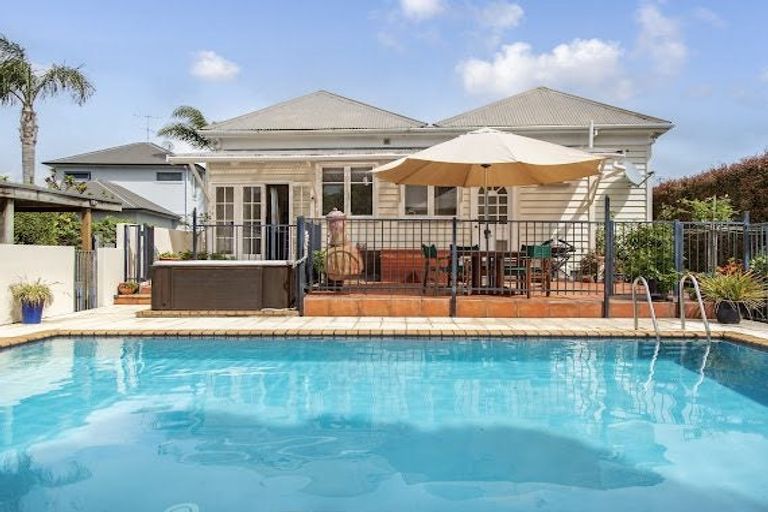 Photo of property in 4/9 Lillington Road, Remuera, Auckland, 1050