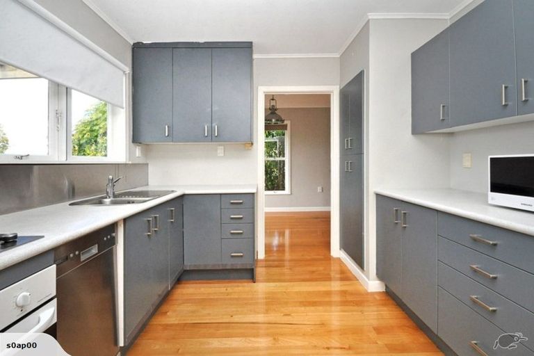 Photo of property in 20a Corunna Road, Milford, Auckland, 0620