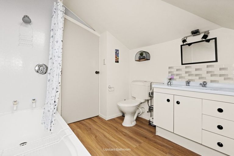 Photo of property in 702 Queen Street East, Parkvale, Hastings, 4122