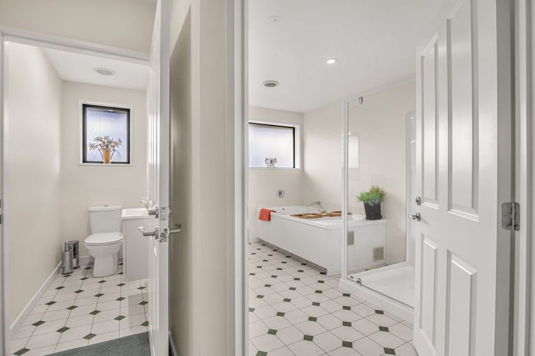 Photo of property in 42 Grierson Avenue, Amberley, 7481