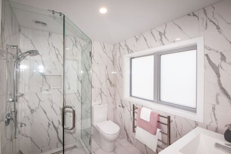 Photo of property in 6 Prestbury Grove, Churton Park, Wellington, 6037