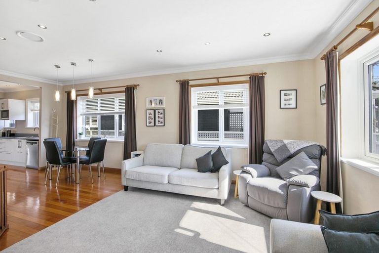 Photo of property in 27 Kingston Street, Boulcott, Lower Hutt, 5011