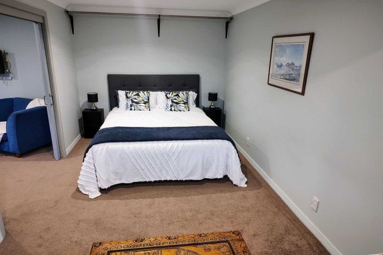 Photo of property in 6 Muhunoa West Road, Ohau, Levin, 5570