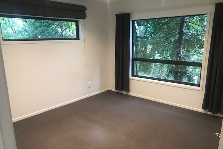 Photo of property in 30a Rothsay Road, Ngaio, Wellington, 6035