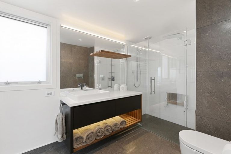 Photo of property in 241b Oceanbeach Road, Mount Maunganui, 3116