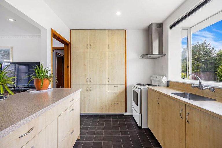 Photo of property in 7 Kinver Place, Spreydon, Christchurch, 8024