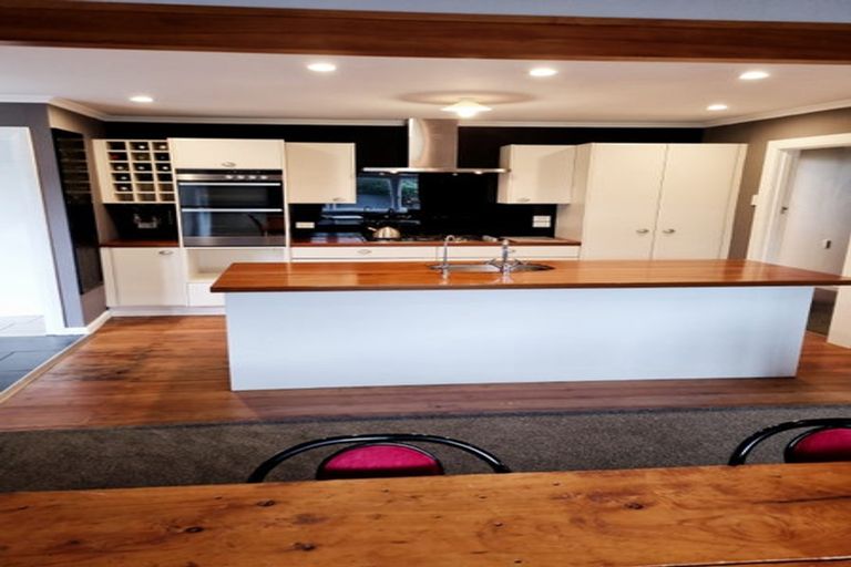 Photo of property in 404 Tremaine Avenue, Takaro, Palmerston North, 4412