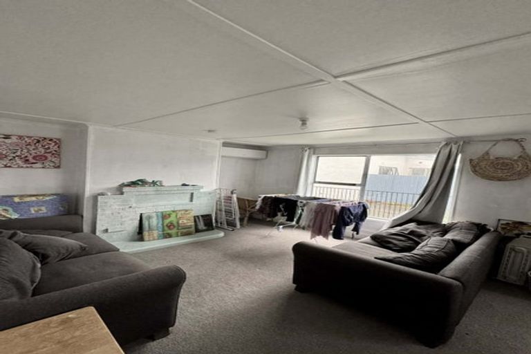 Photo of property in 15 Cutten Street, South Dunedin, Dunedin, 9012