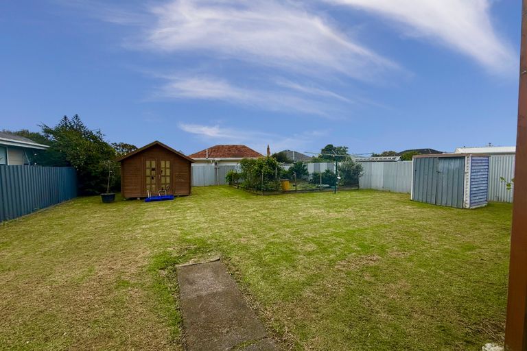 Photo of property in 16 Tyrone Street, Otara, Auckland, 2023