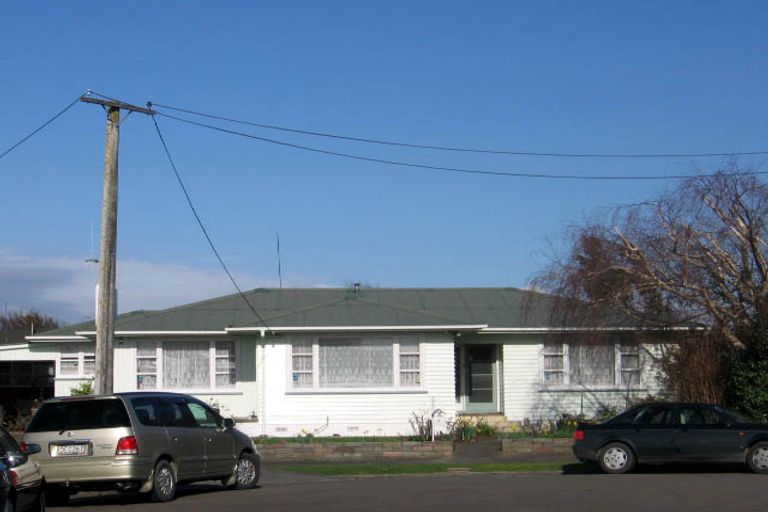 Photo of property in 11 Nairn Crescent, Awapuni, Palmerston North, 4412